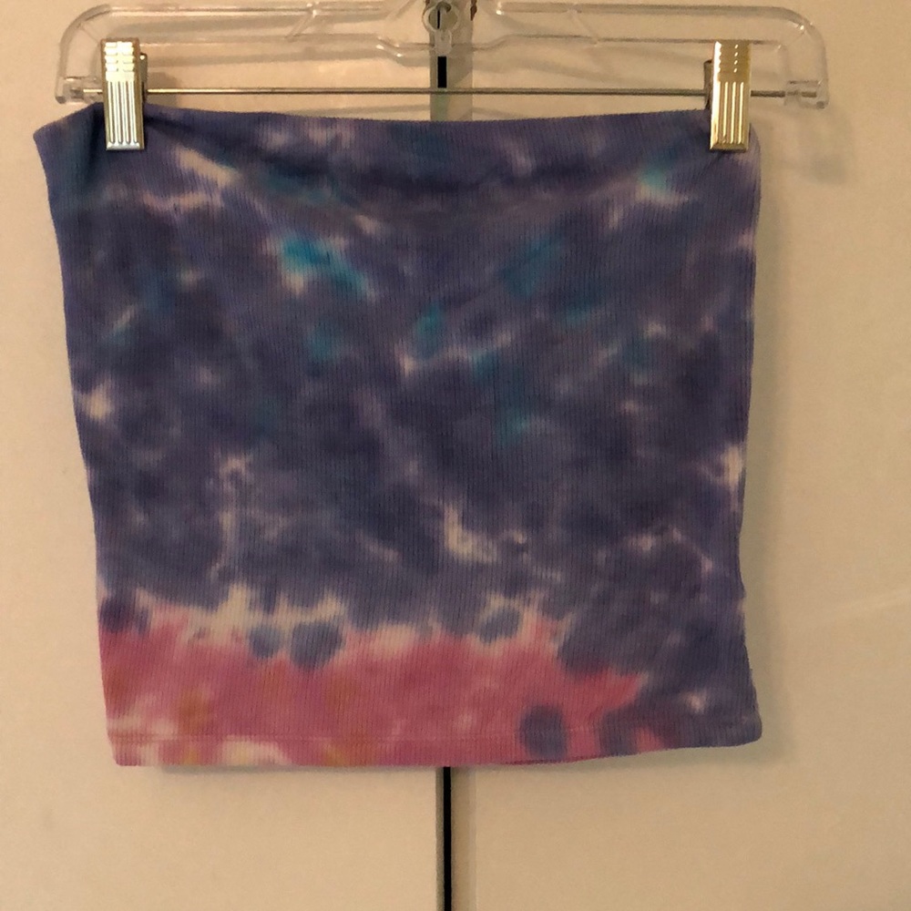 American eagle tube/crop top. Size medium